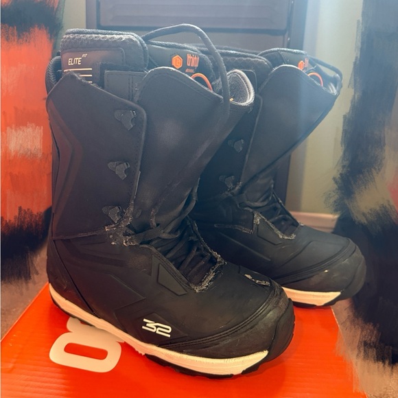 Thirtytwo Men’s TM-3 elite Snowboard lace Boots - Picture 3 of 5
